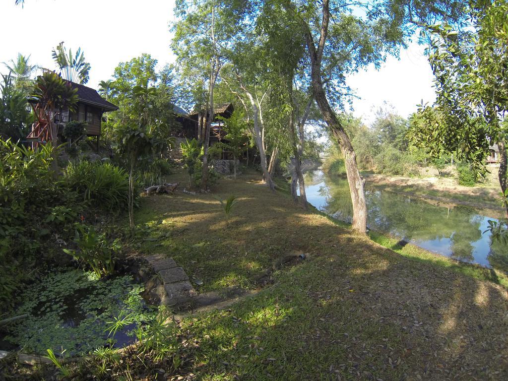 Riverside Bancsole Kültér fotó